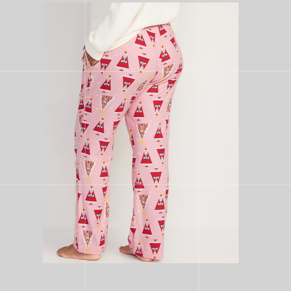 Old Navy Flannel Pink Santa Gingerbread Print Pajama Pants pockets Christmas NEW